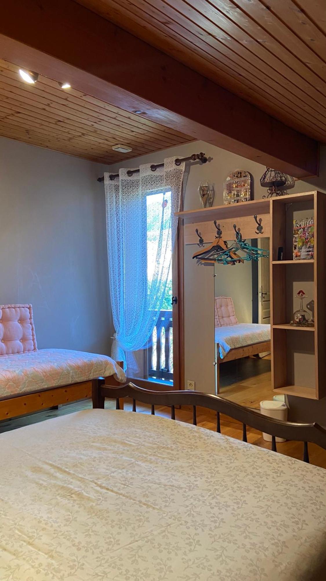 Chambre dans Maison Campagnarde Presilly  Extérieur photo